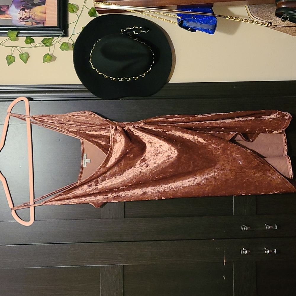 Charlotte Russe spaghetti strap velvet mini dress